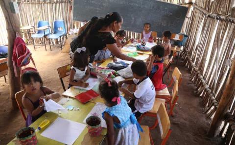 Sin computadoras 96% de escuelas