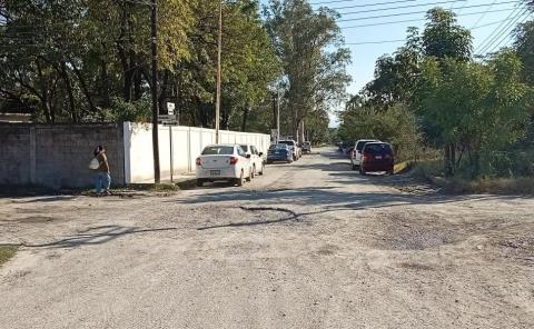 Acceso a escuela en pésimas condiciones