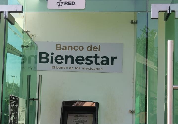 Solo con servicio en cajero en el Bienestar de Chapulhuacanito 