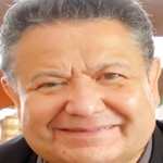 Julio Menchaca Salazar... Atención
