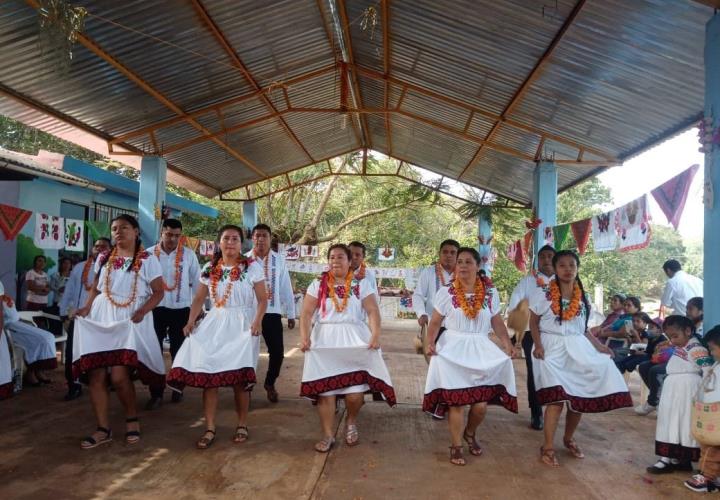 Conmemora IHE 60 aniversario de la educación indígena en México