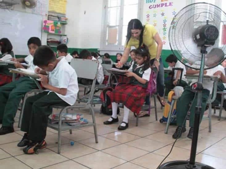 Descartan suspender las clases por el calor