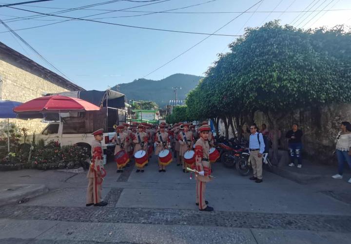 Con desfile, la JSM celebra su 70 aniversario