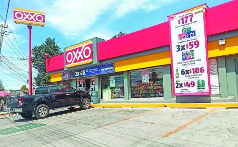 Fraude en tiendas OXXO     
