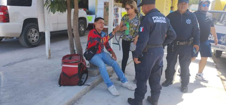 Repartidor chocó contra camioneta