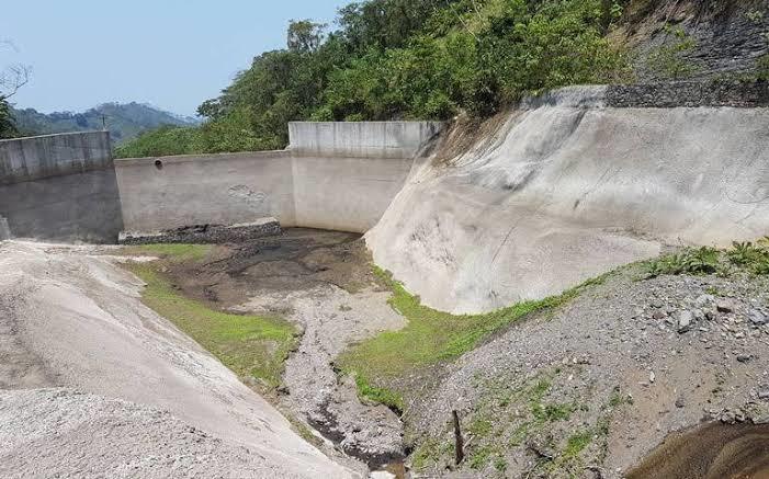 Presa sigue siendo una obra olvidada a 8 años de su construcción