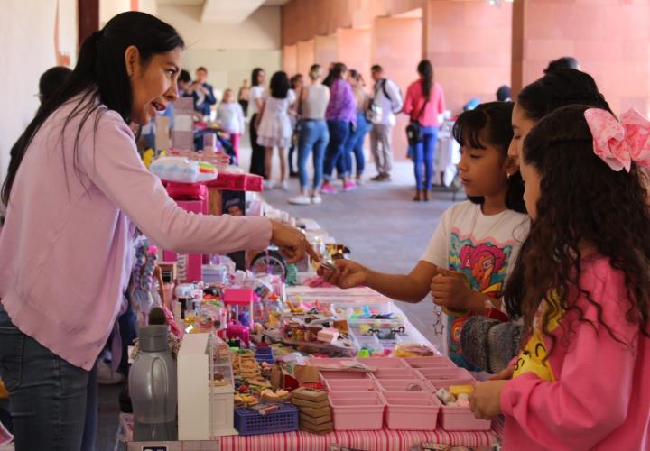 Éxito en el "Mercado de Mujeres Emprendedoras"