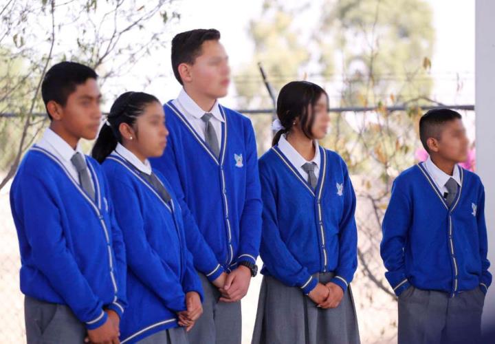 Lunes cívico en la Telesecundaria 640 de Villa de Tezontepec