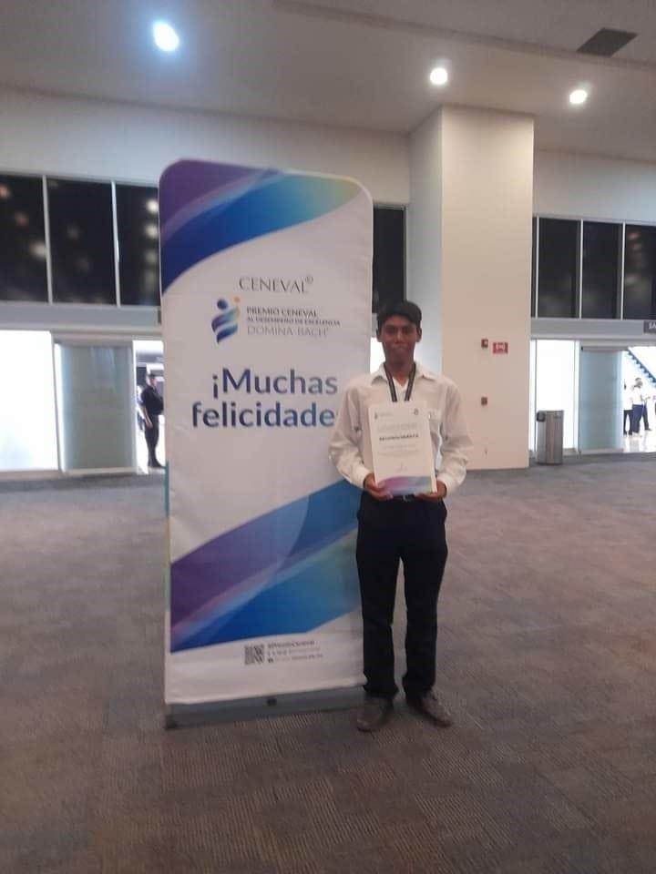 Rioverdense recibió premio educativo