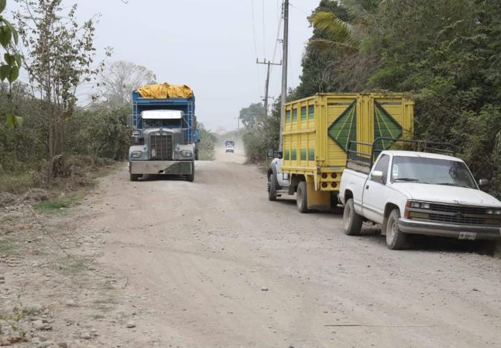 Reconstruye Gobierno del Estado carretera Hulero-Chimimexco