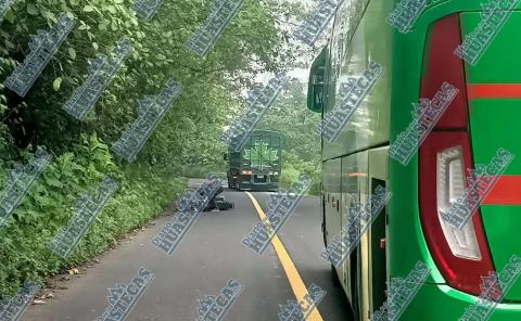 Autobús Conexión casi provoca una tragedia
