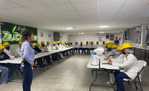 Estudiantes de UTHH visitaron el ingenio Zucarmex