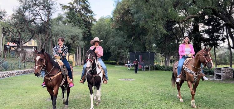 Más turistas visitan Hidalgo para romper la rutina