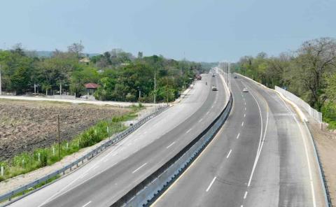 Moderna carretera generará desarrollo