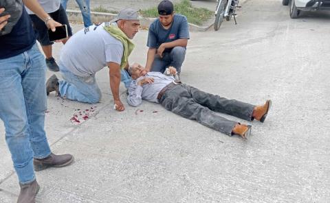 Herido en choque un adulto mayor