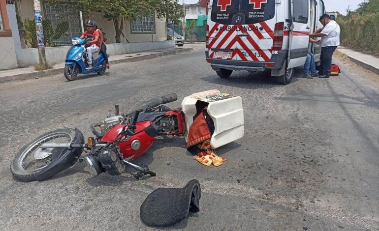 Vehículo tumbó a motociclista  