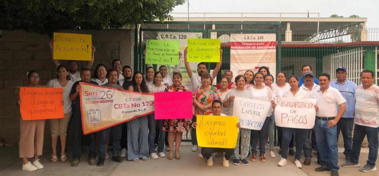 Hubo paro laboral  En el CBTa 120