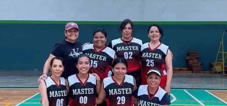 Master con paso firme en el básquet 