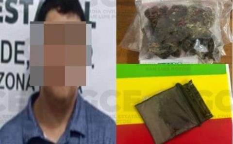 Tipo atrapado con "mota" y cocaína
