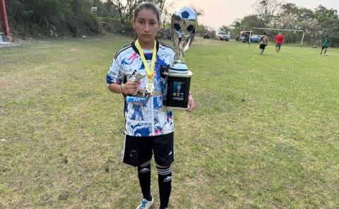 Arianni Hernández campeona de goleo
