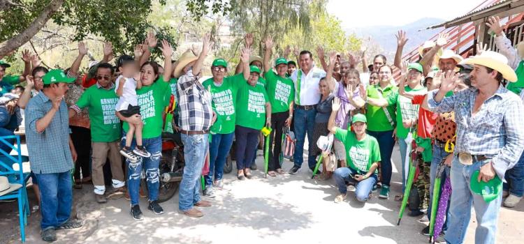 El candidato visitó El Freno, El Capulín, Isla de San Pablo y Cantarranas