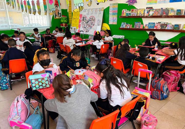 IHE organizó "Un día de arte en tu escuela" en primaria de Tolcayuca