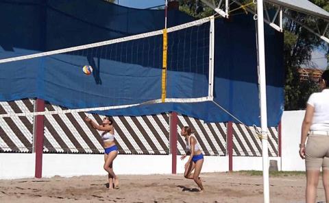 Invitan a torneo de volibol playero 
