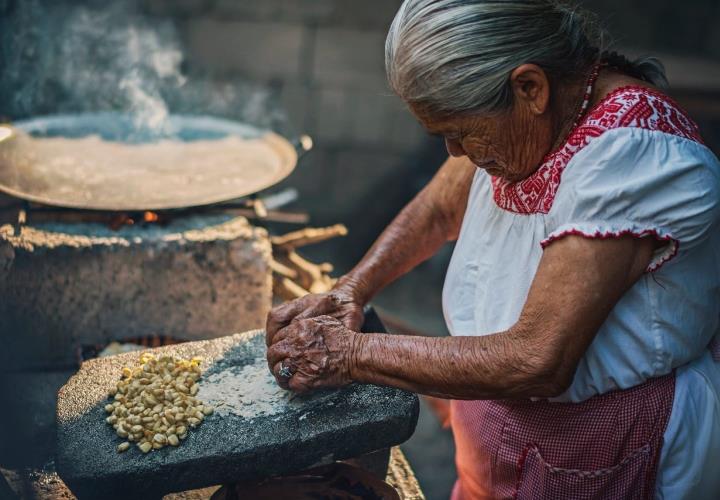 Gobierno de Hidalgo lanza nuevos programas sociales para pueblos indígenas