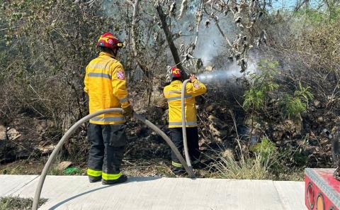 Controlaron otro  Incendio de pastizal   
