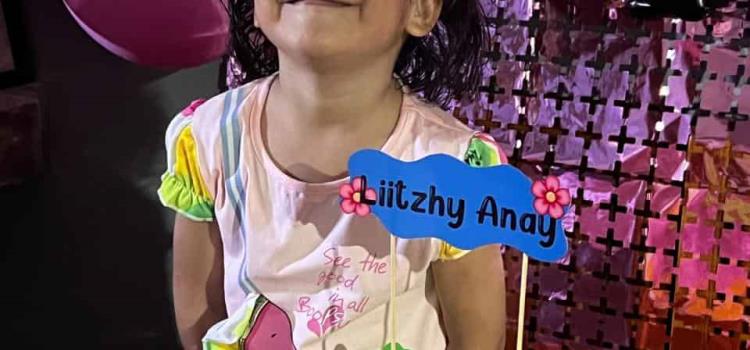 4 años cumplió la linda Litzy Anahí