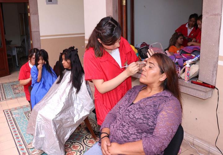 Mujeres de "Mucpaz" han recibido talleres