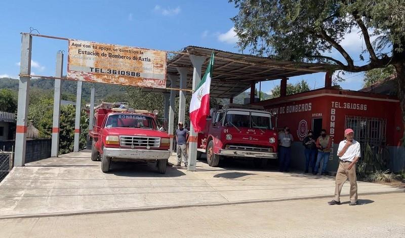 Bomberos, funcionan con muchas carencias 