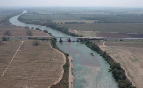 Agua salada en los ríos   
