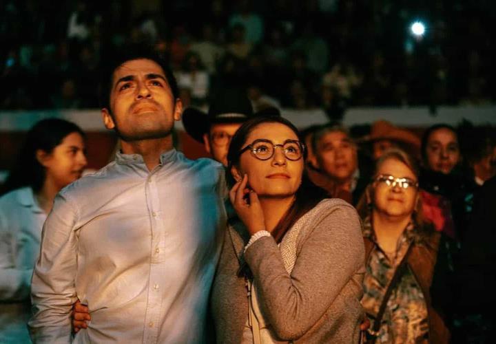 Alejandro Fernández enamora a más de 6 mil personas en la Monumental Plaza de Toros Vicente Segura