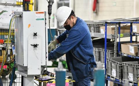 SLP baja al mínimo la pobreza laboral
