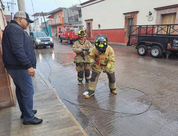 Se reventó cable de tendido eléctrico 