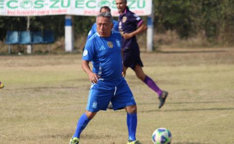 Futbol Diamante ofrece 6 juegos en la Pitahaya
