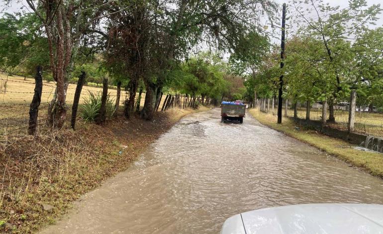 Hidalgosin cierres carreteros, pese a derrumbesHidalgo sin cierres carreteros, pese a derrumbes