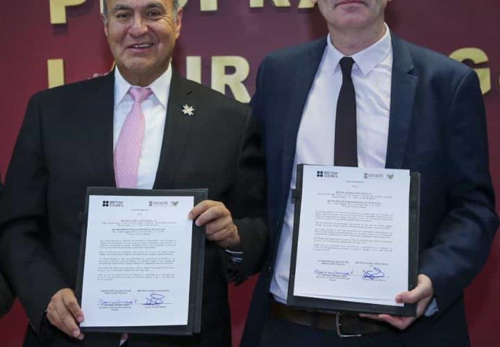 SEPH firma carta de Intención de impacto internacional con British Council