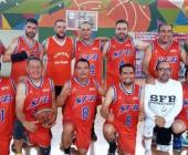 Brillante fecha de basquetbol 