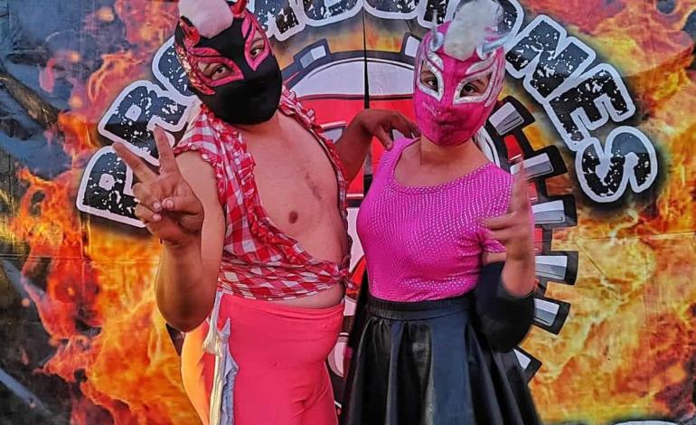 Gran trabajo de la escuela  de lucha libre 