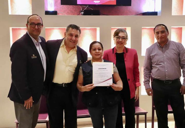 Hidalgo certifica la calidad de los servicios turísticos