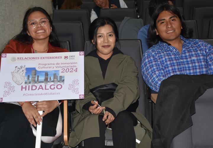 Sebiso realiza encuentro multicultural con juventudes de raíces mexicanas