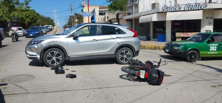 Herido en choque joven motociclista