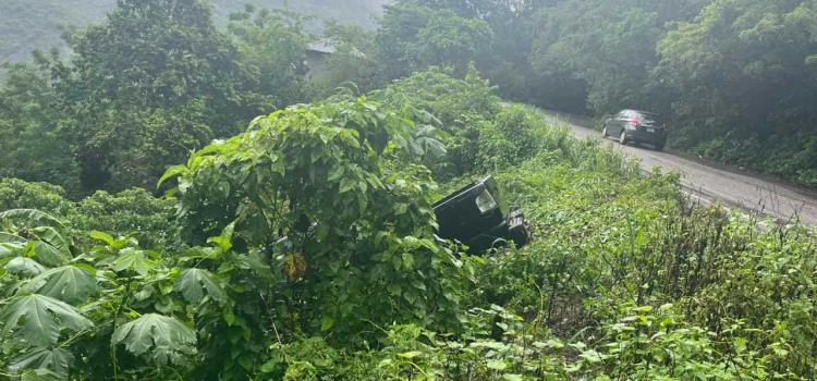 SE ACCIDENTÓ UNA CAMIONETA