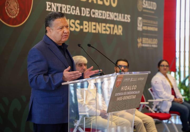 Arrancó la entrega de credenciales  a personas afiliadas al Sistema IMSS-Bienestar