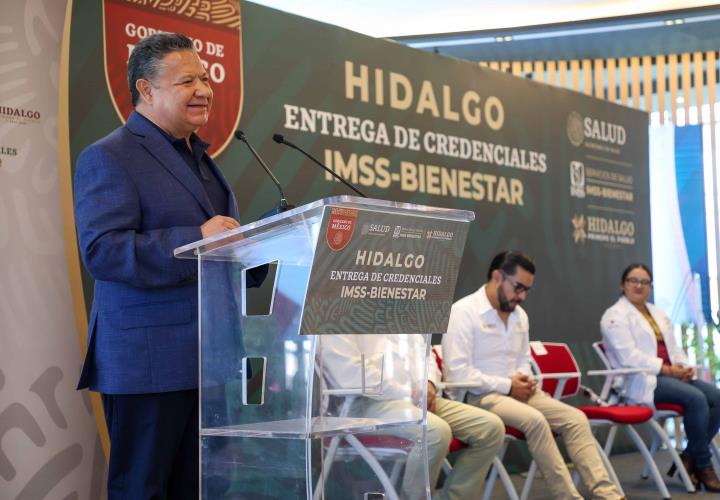 Arrancó la entrega de credenciales  a personas afiliadas al Sistema IMSS-Bienestar