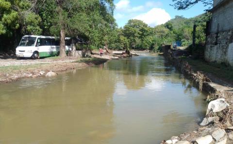 Arroyo quedó limpio de toda basura