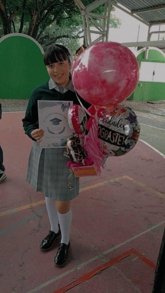 Feliz graduación para Melani 