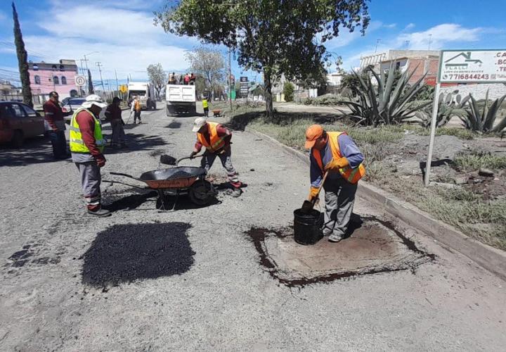 SIPDUS inició bacheo de carreteras estatales en Zona Metropolitana de Pachuca